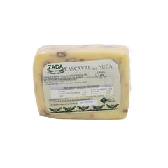 Cașcaval cu nucă Zada 350g – brânză tradițională cu miez de nucă natural