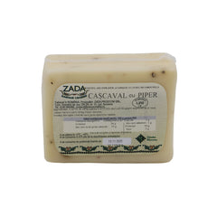 Cașcaval cu piper Zada 300g – brânză tradițională aromată cu mix de piper